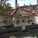 Sant Jordi Хостел *